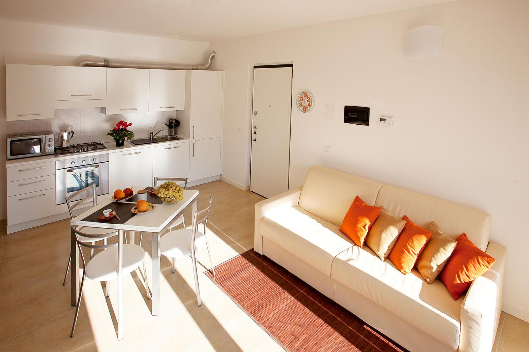 4 Village Centre Lenno Homes With Pool-By Italian Apartments 客房 照片