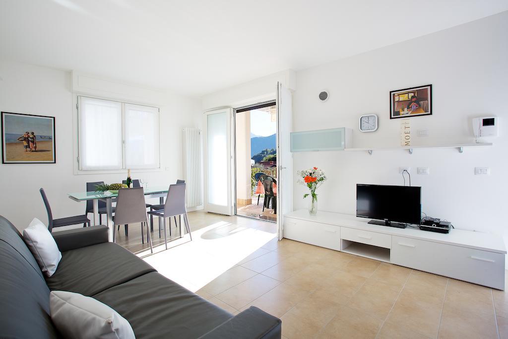 4 Village Centre Lenno Homes With Pool-By Italian Apartments 客房 照片