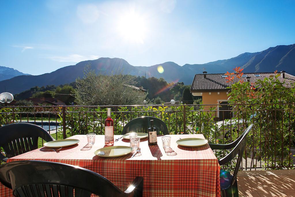 4 Village Centre Lenno Homes With Pool-By Italian Apartments 客房 照片
